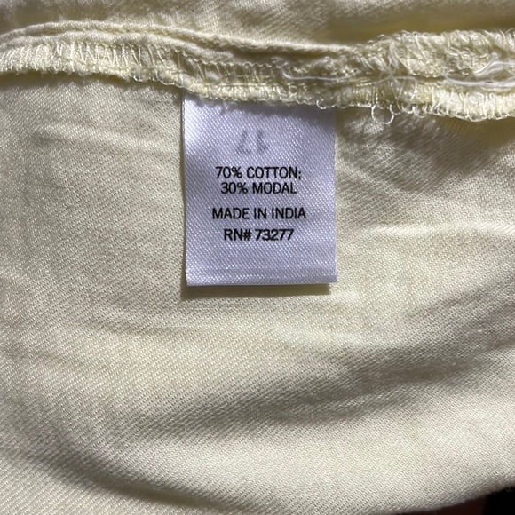 Yellow button up top - Picture 5 of 5